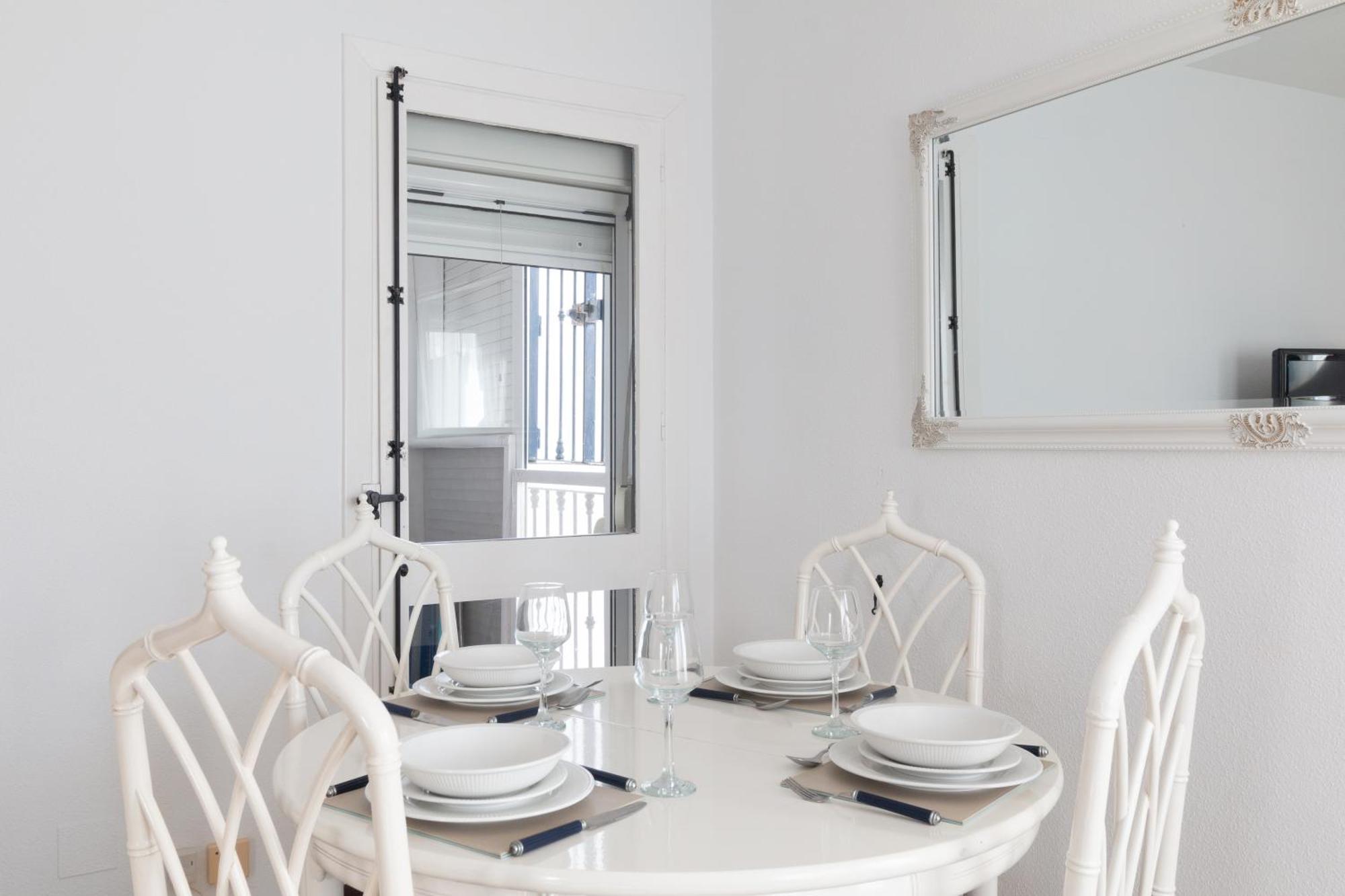 Close To The Beach, 5 Minutes Walk San Luis de Sabinillas Exterior photo